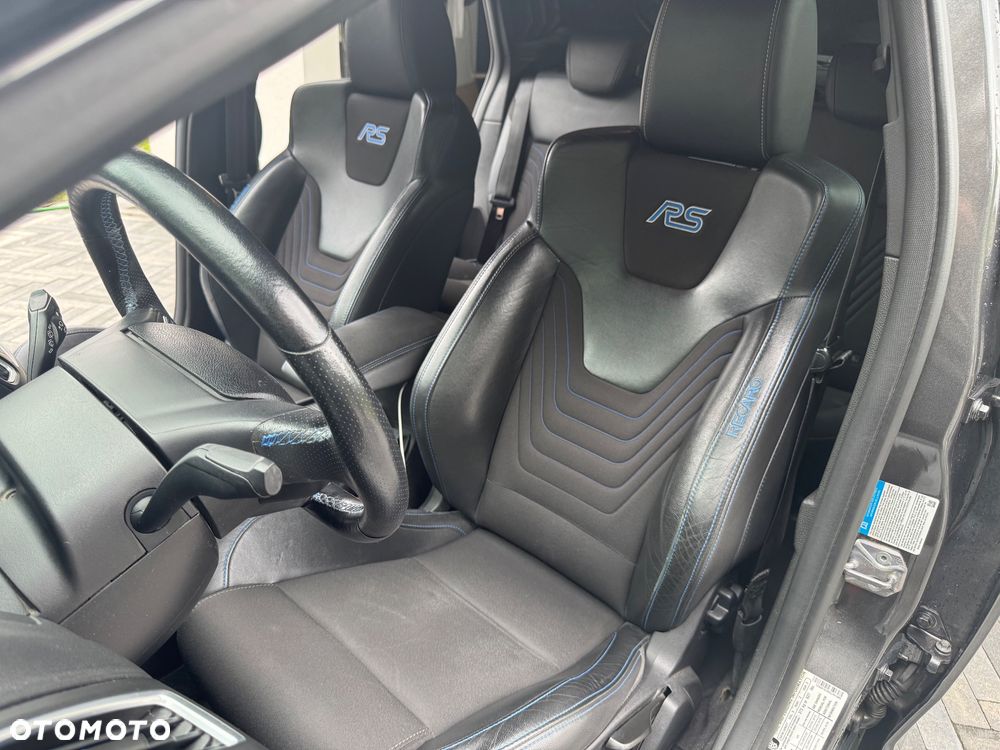 Ford Focus ST - 11