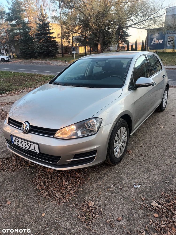 Volkswagen Golf - 2