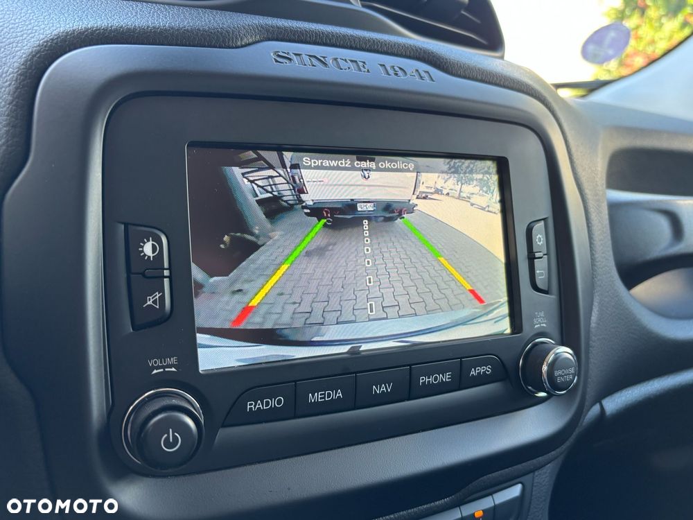 Jeep Renegade - 32