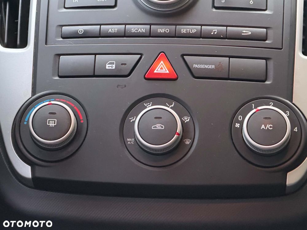 Kia Ceed - 14