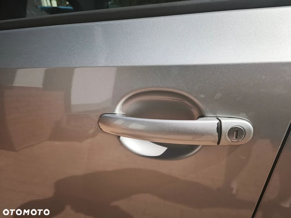 Volkswagen up! 1.0 move - 10
