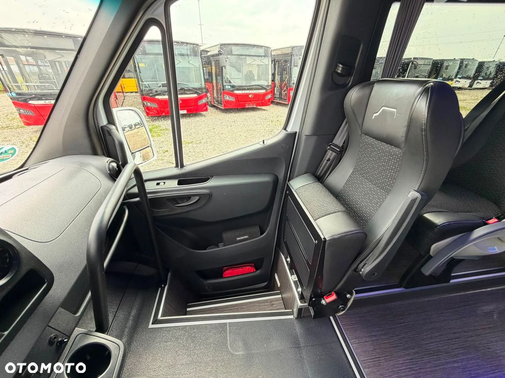 Mercedes-Benz Sprinter 517 - 26