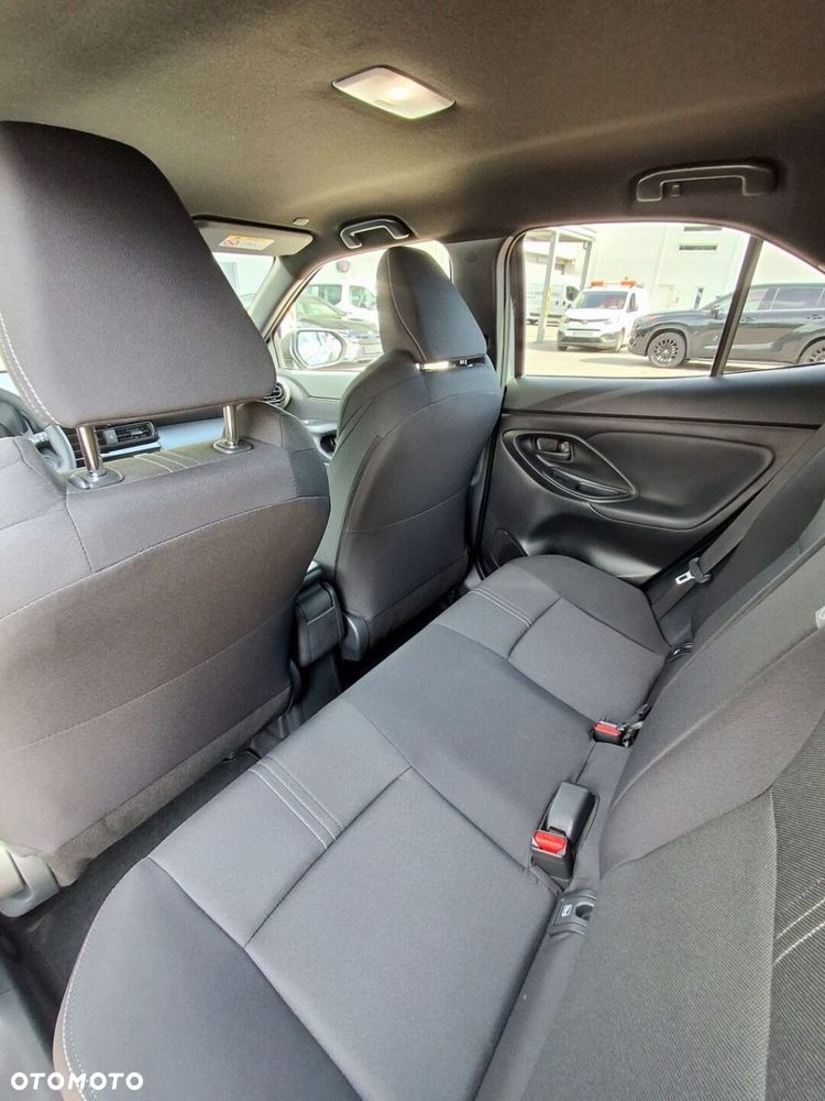 Toyota Yaris Cross Hybrid 1.5 Style AWD - 4