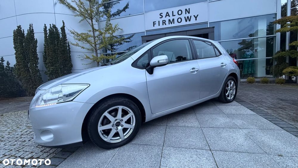 Toyota Auris 1.6 Prestige - 23