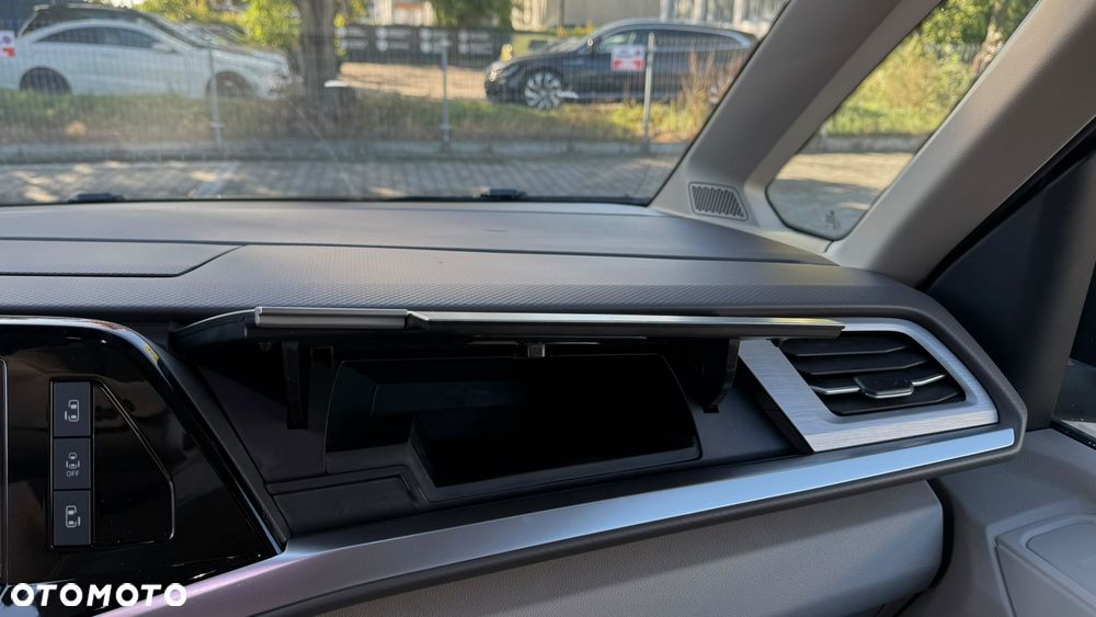 Volkswagen Multivan 2.0 TDI L2 Life DSG - 31
