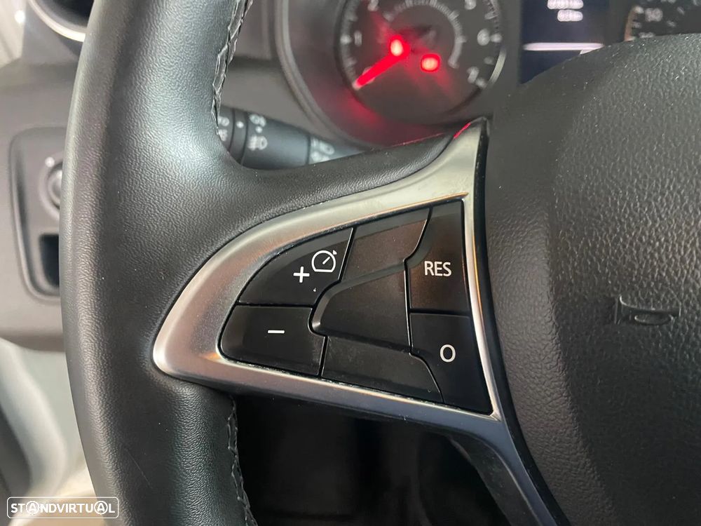 Dacia Duster 1.0 TCe Prestige - 16