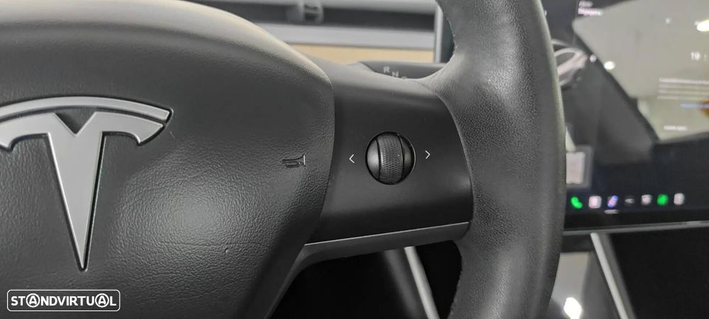 Tesla Model 3 Standard RWD - 36