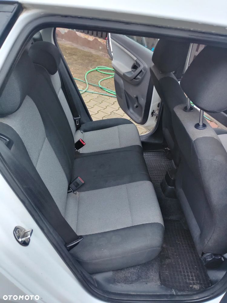 Skoda Fabia 1.6 TDI DPF Classic - 7