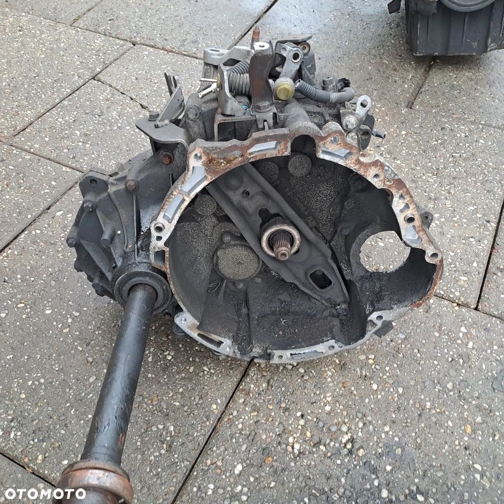 Citroen C2 Mitsubishi Colt VI Z30 Smart 1.5 DiD silnik kompletny kod M639 OM639939 - 12