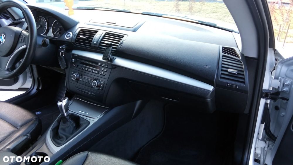 BMW Seria 1 116d - 21