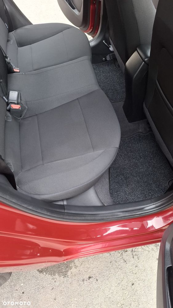 Hyundai i20 1.2 GO - 33