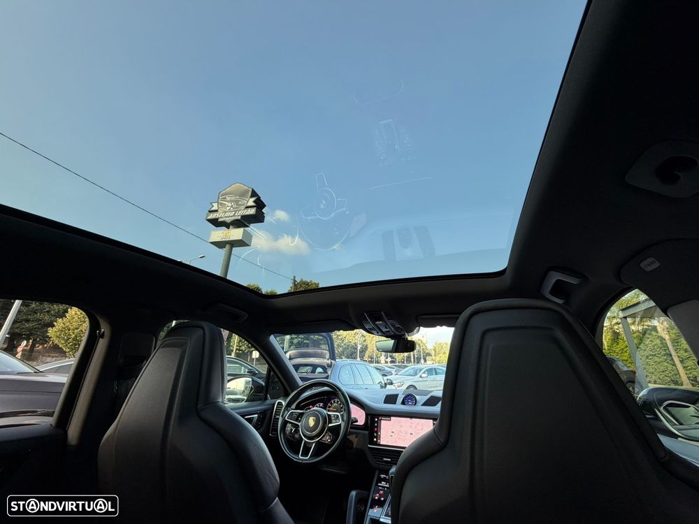 Porsche Cayenne Coupé E-Hybrid Tiptronic S - 2