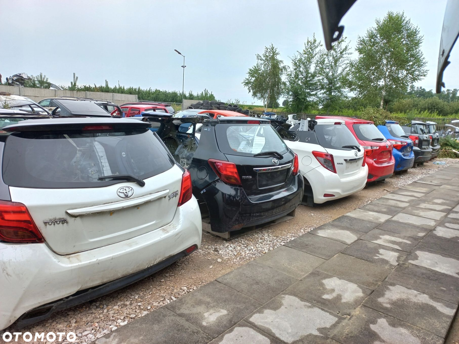 Toyota Yaris II LIFT Kompletny przód zderzak maska - 11