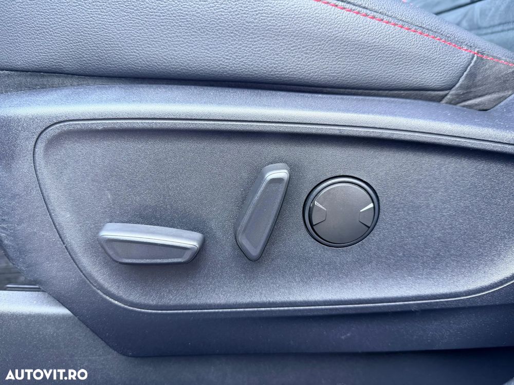 Ford Kuga 2.0 EcoBlue A8 AWD ST Line - 20