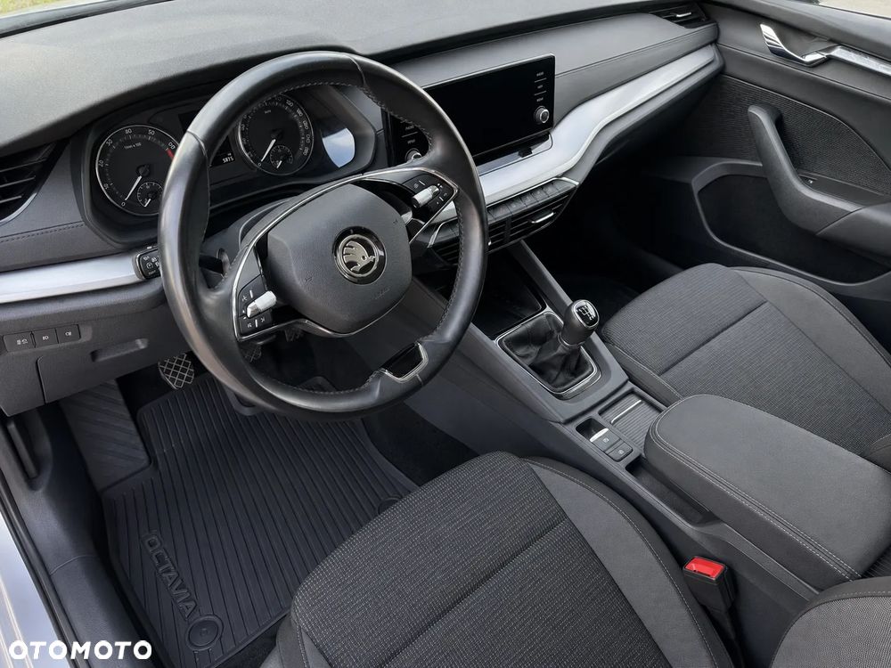 Skoda Octavia 1.5 TSI ACT Ambition - 9