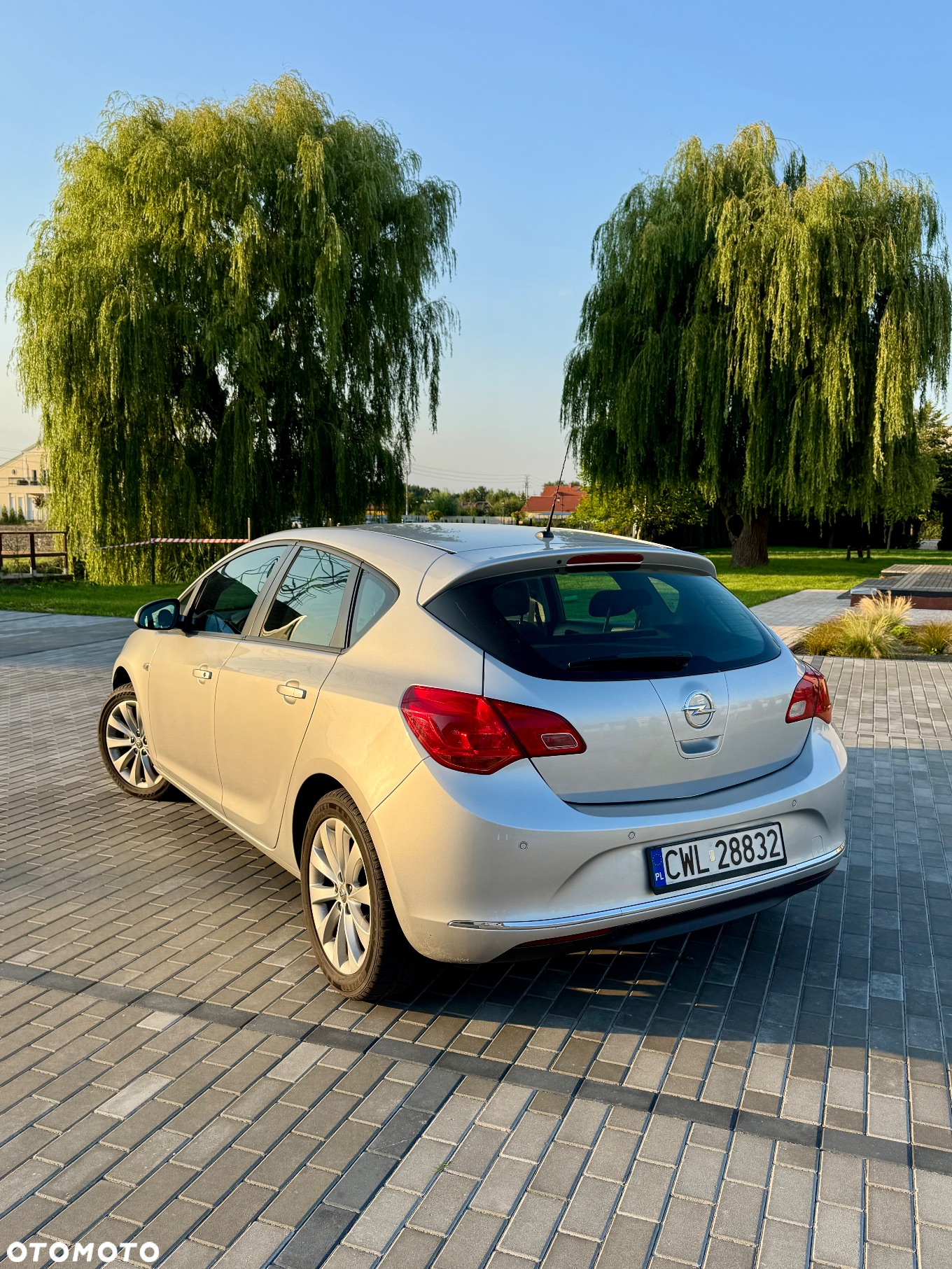 Opel Astra IV 1.4 T Sport - 3
