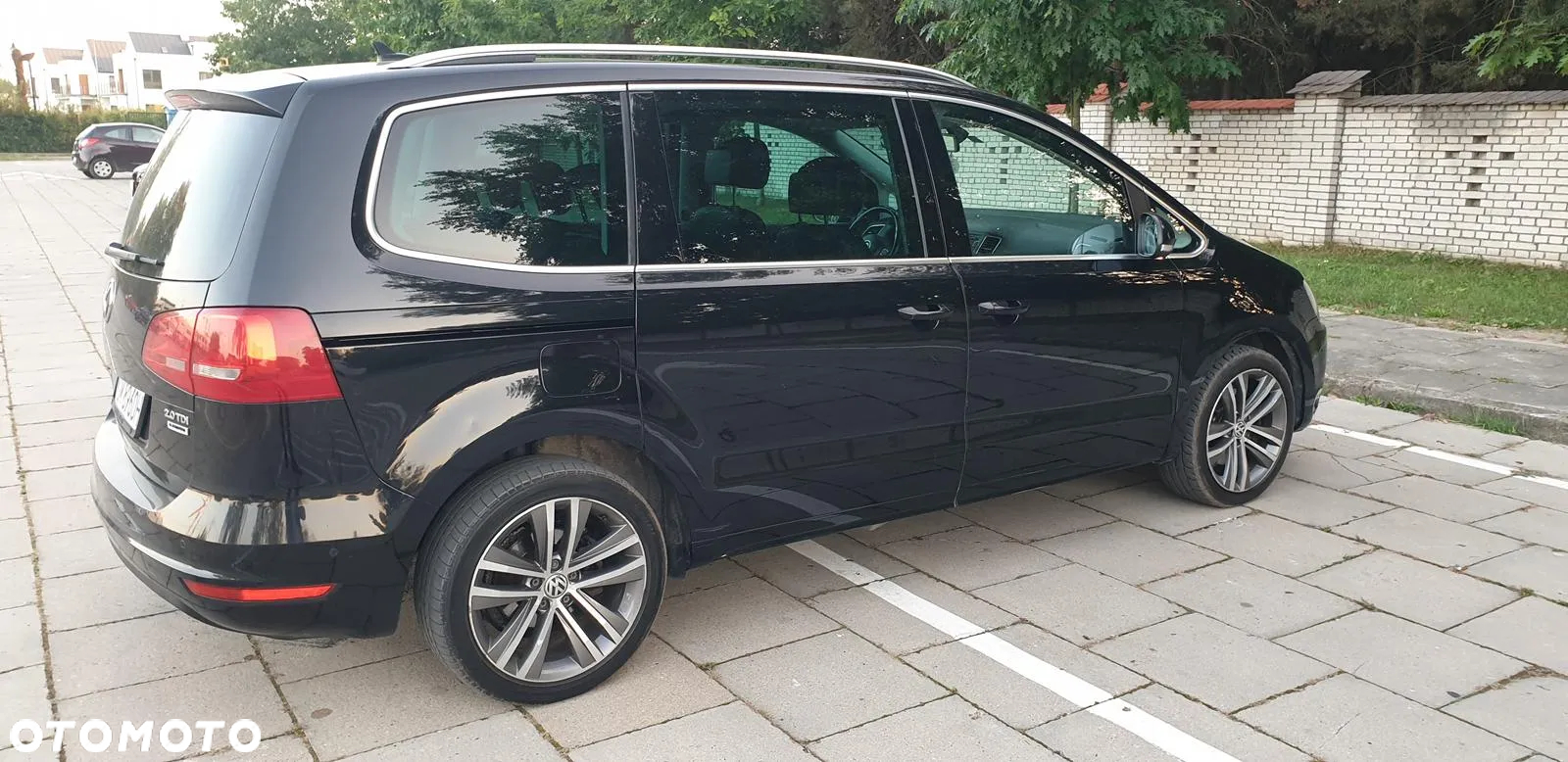 Volkswagen Sharan 2.0 TDI Highline DSG - 4