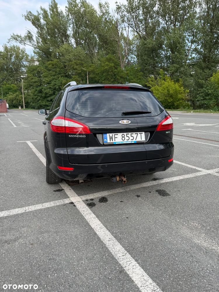 Ford Mondeo 2.0 Ambiente - 4
