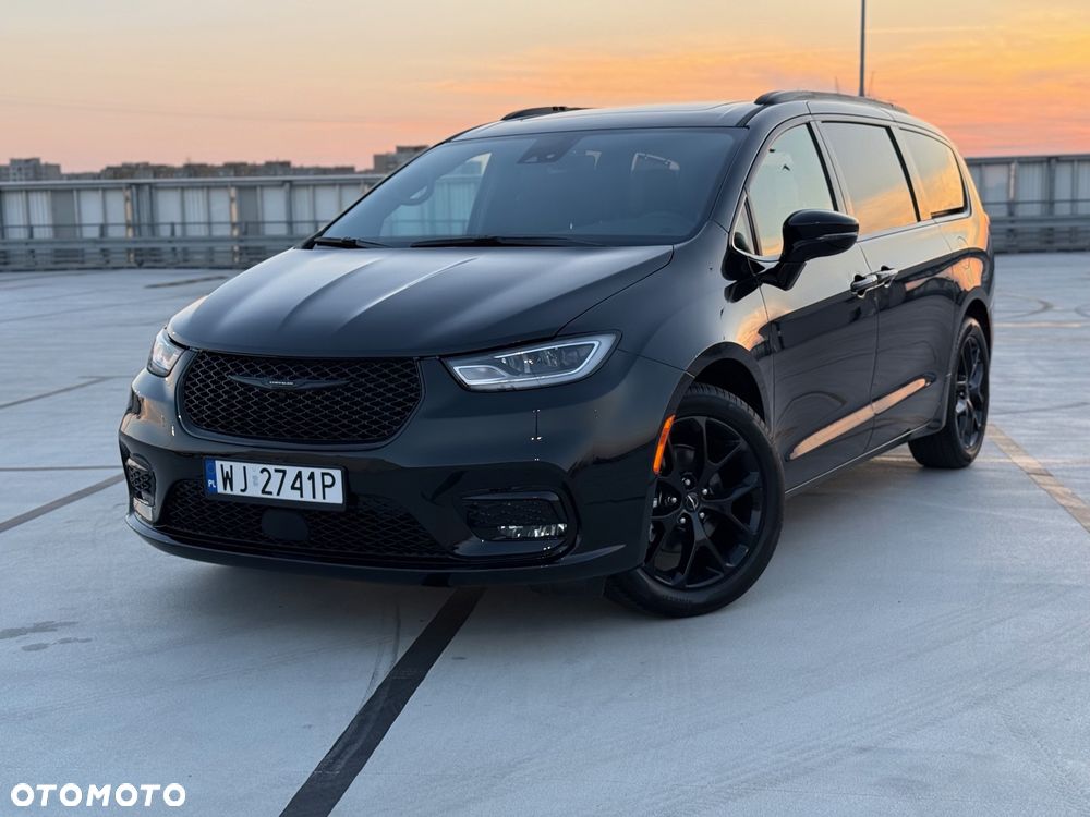 Chrysler Pacifica - 5