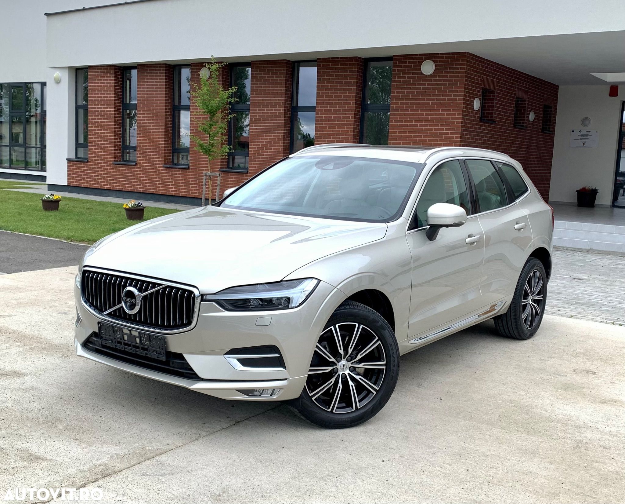 Volvo XC 60 B4 D AWD Geartronic Inscription - 1