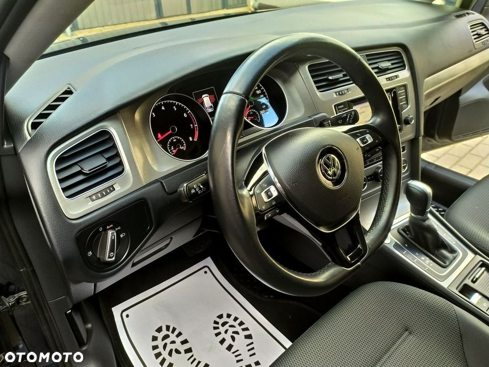 Volkswagen Golf 1.4 TSI BlueMotion Technology DSG Highline - 15