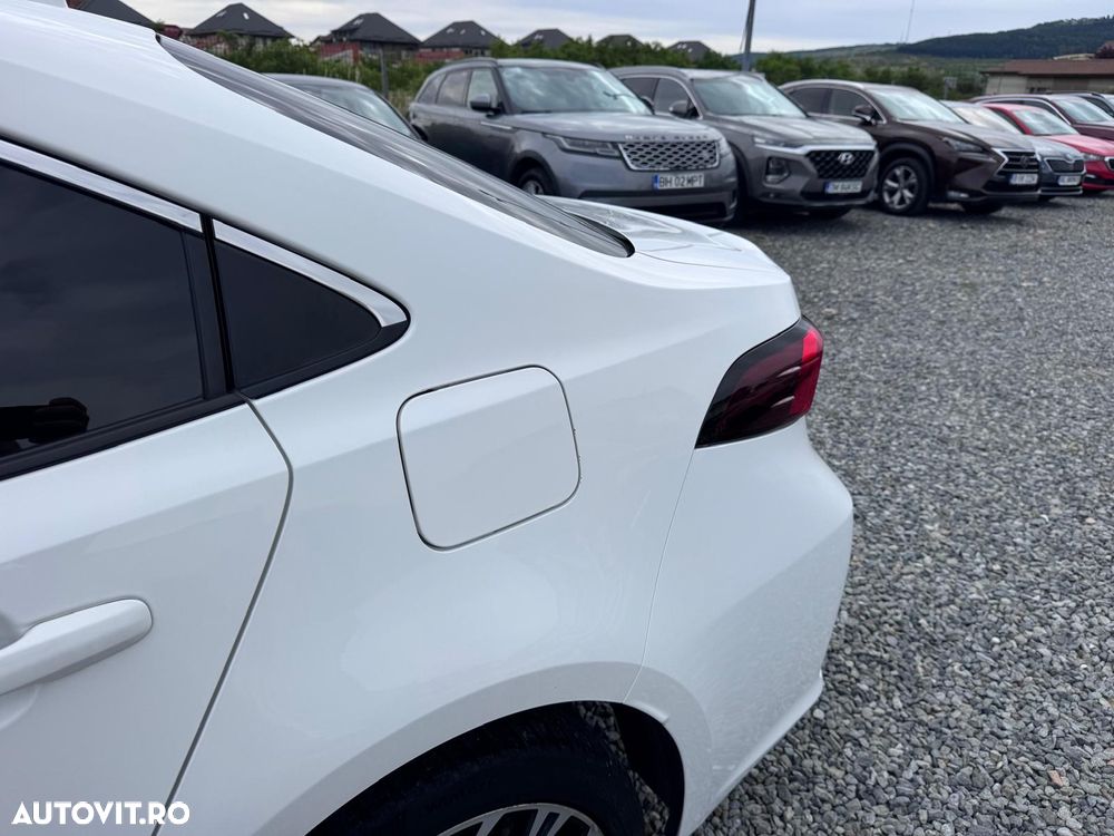 Toyota Corolla 1.8 HSD Dynamic - 31