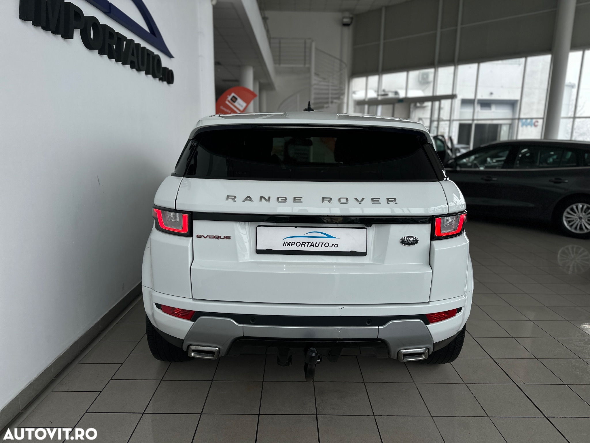 Land Rover Range Rover Evoque 2.0 D150 R-Dynamic - 13
