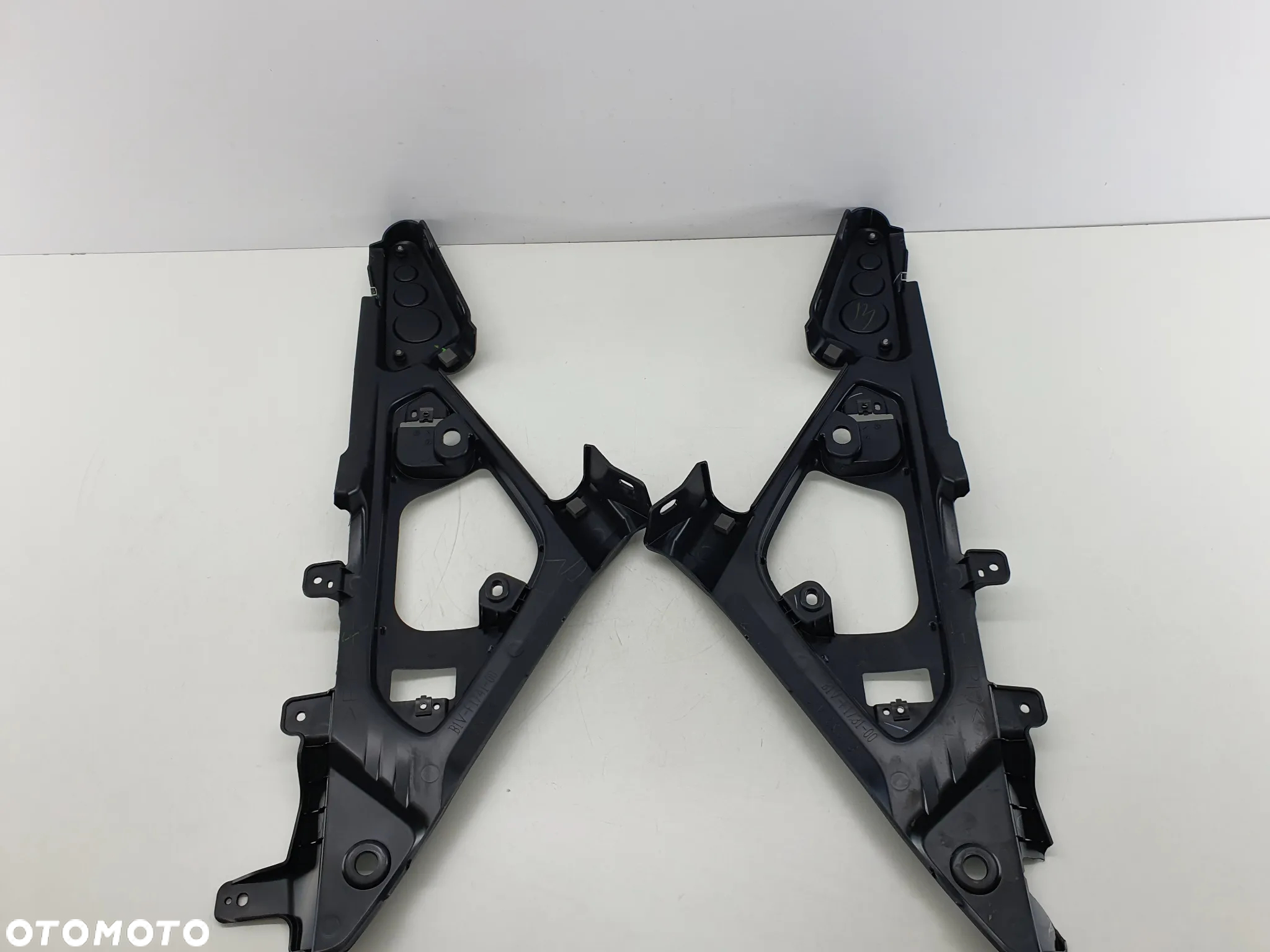 BOCZEK OSLONA WYPELNIENIE YAMAHA XSR 125 YZF MT - 7