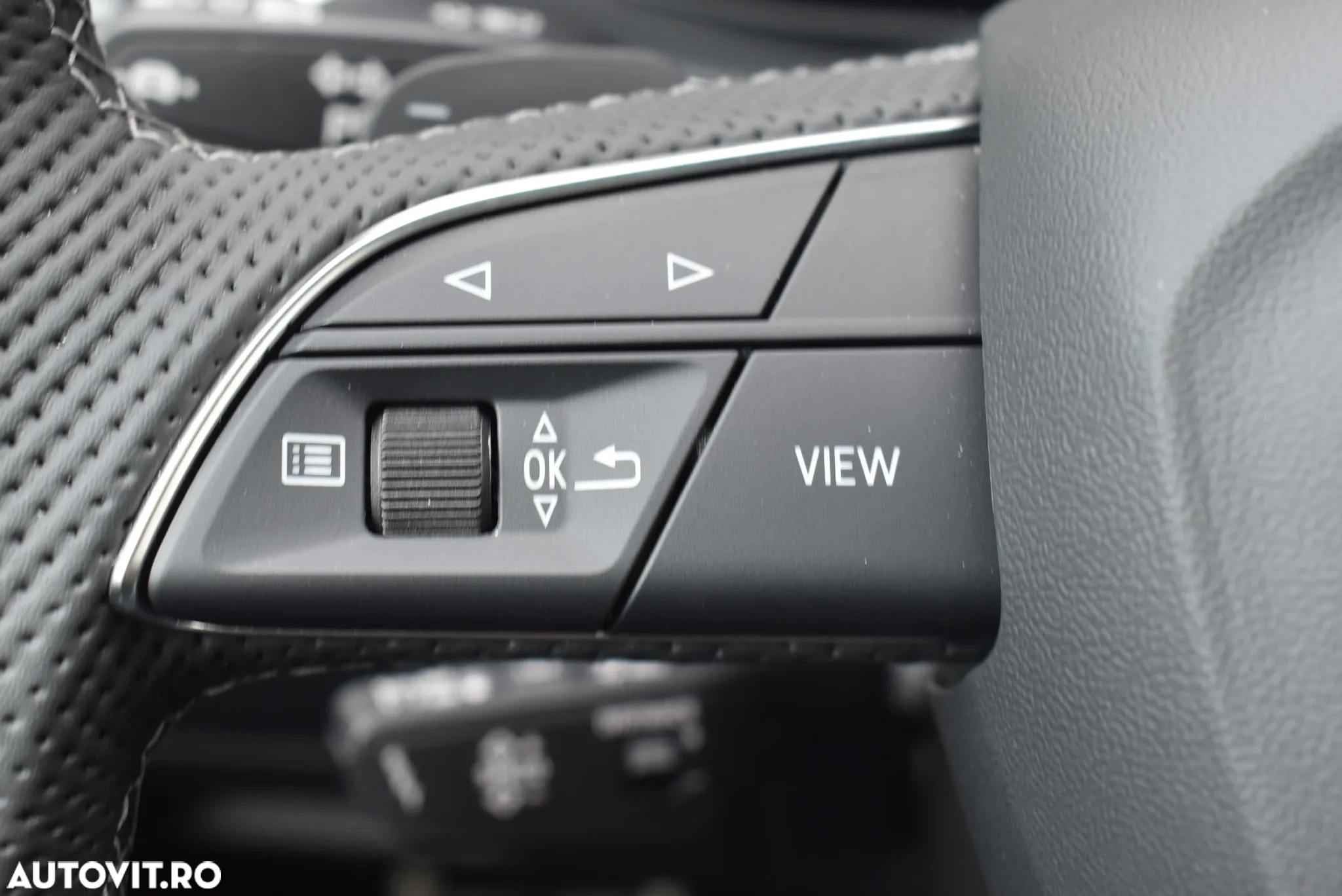Audi Q8 55 TFSI quattro Tiptronic MHEV - 15