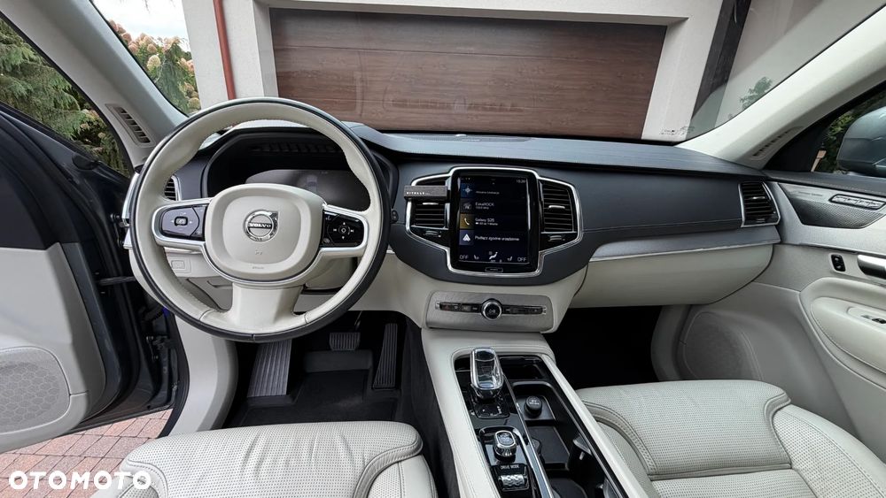 Volvo XC 90 B5 D AWD Inscription 7os - 23
