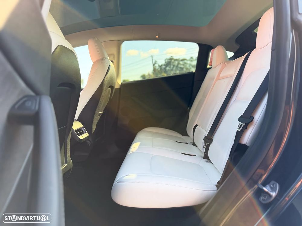 Tesla Model Y Tração Traseira - 16