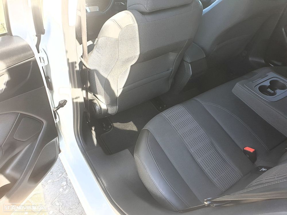 Peugeot 308 1.6 BlueHDi Allure J17 - 41
