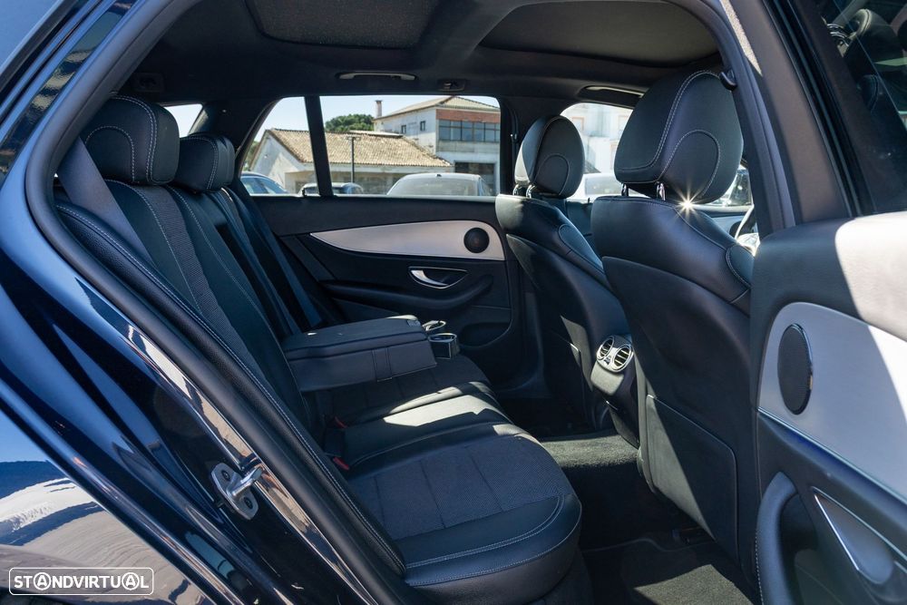 Mercedes-Benz E 300 de Avantgarde - 14