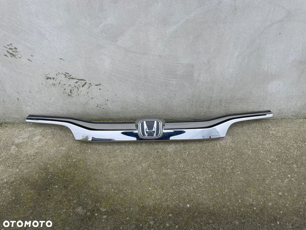 BLENDA, LISTWA KLAPY TYLNEJ HONDA CRV III  2015-2017 - 1