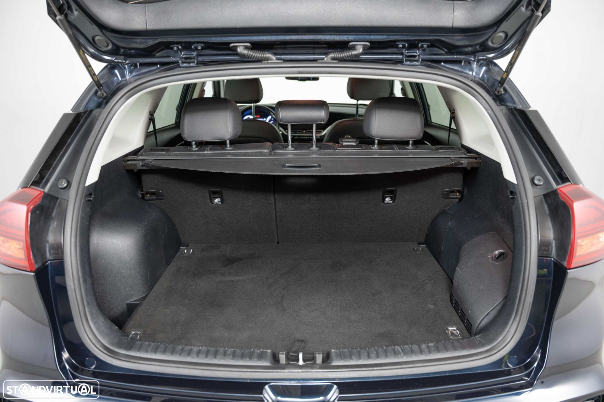 Kia Niro 1.6 GDi PHEV Tech - 13