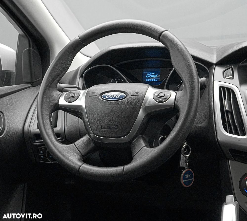 Ford Focus 1.6 TDCi DPF Titanium - 18