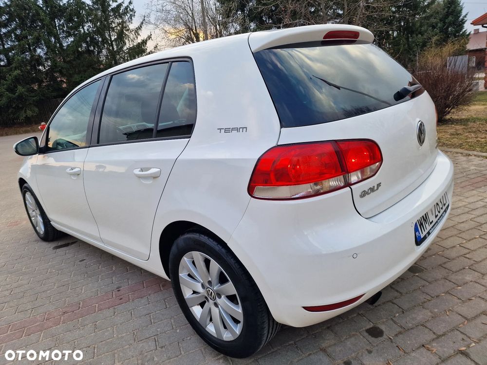 Volkswagen Golf 1.2 TSI BlueMot Trendline - 11