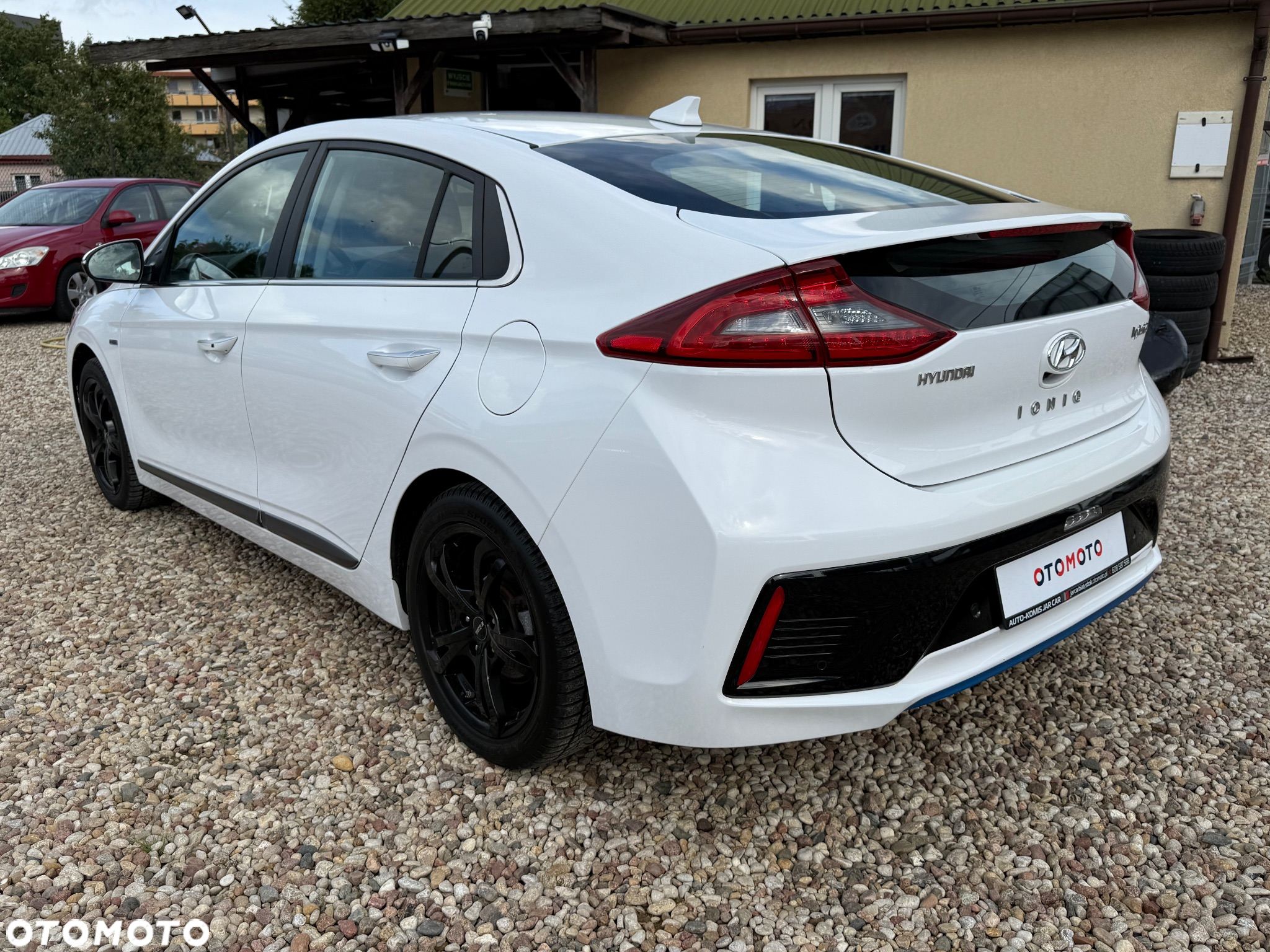 Hyundai IONIQ Hybrid 1.6 GDI - 13