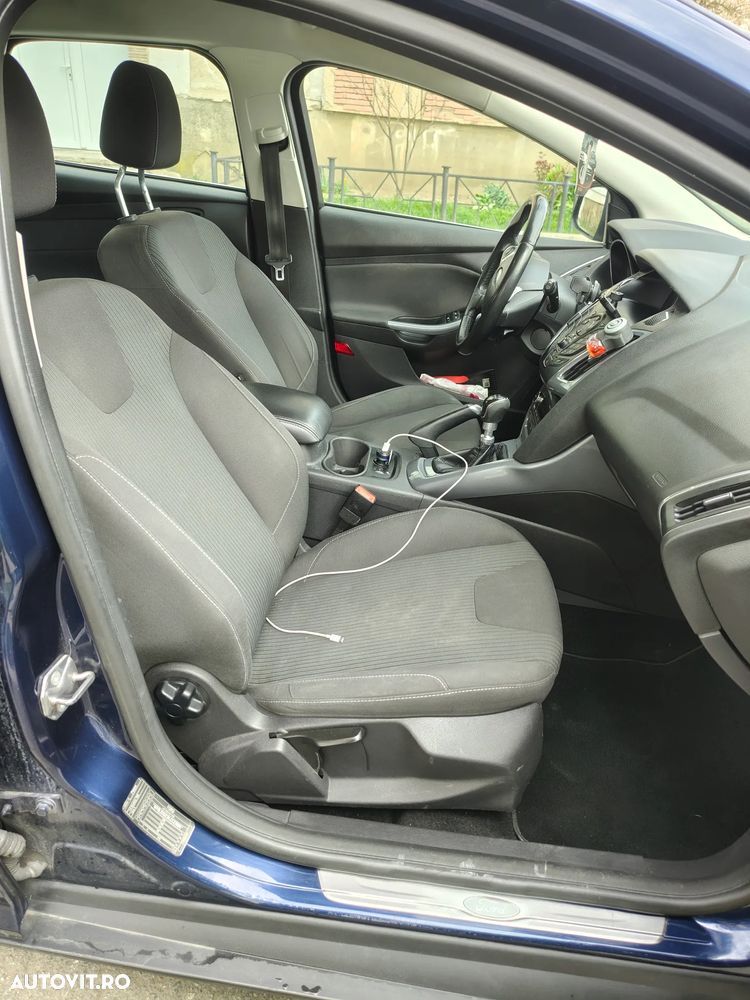 Ford Focus 1.6 TDCi DPF Start-Stopp-System Titanium - 11