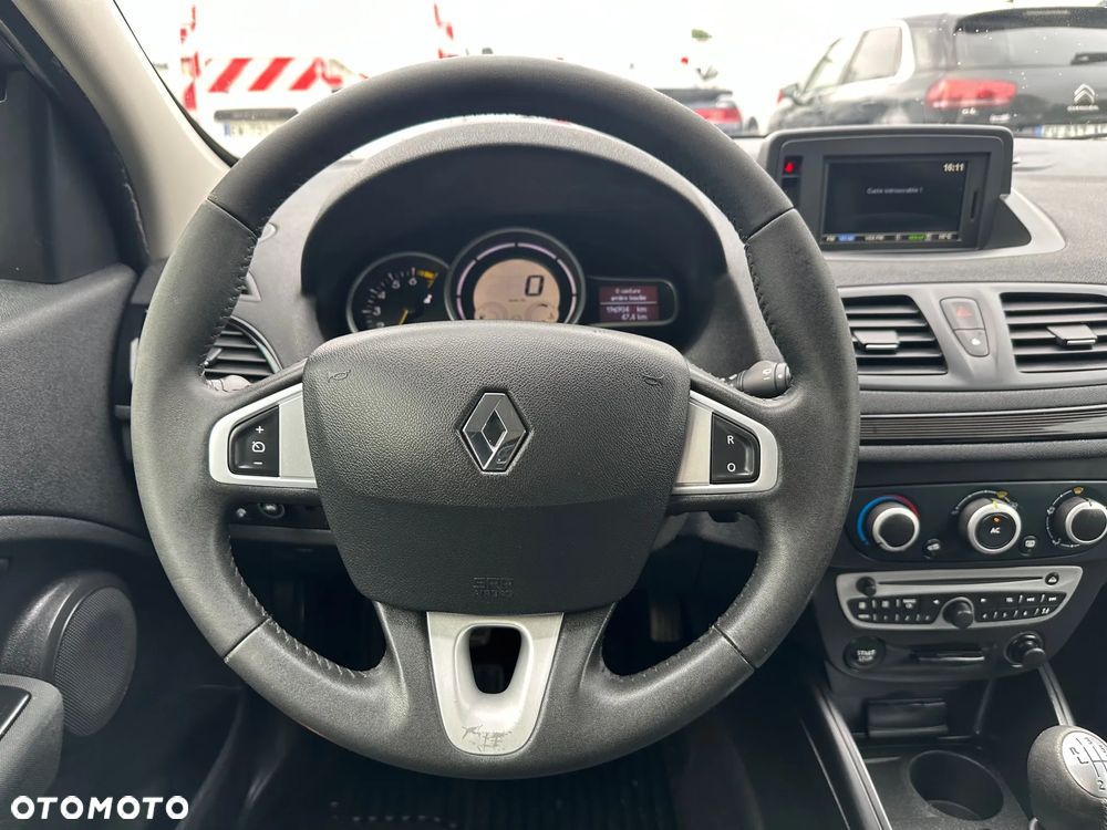 Renault Megane 1.6 16V 110 Dynamique - 11