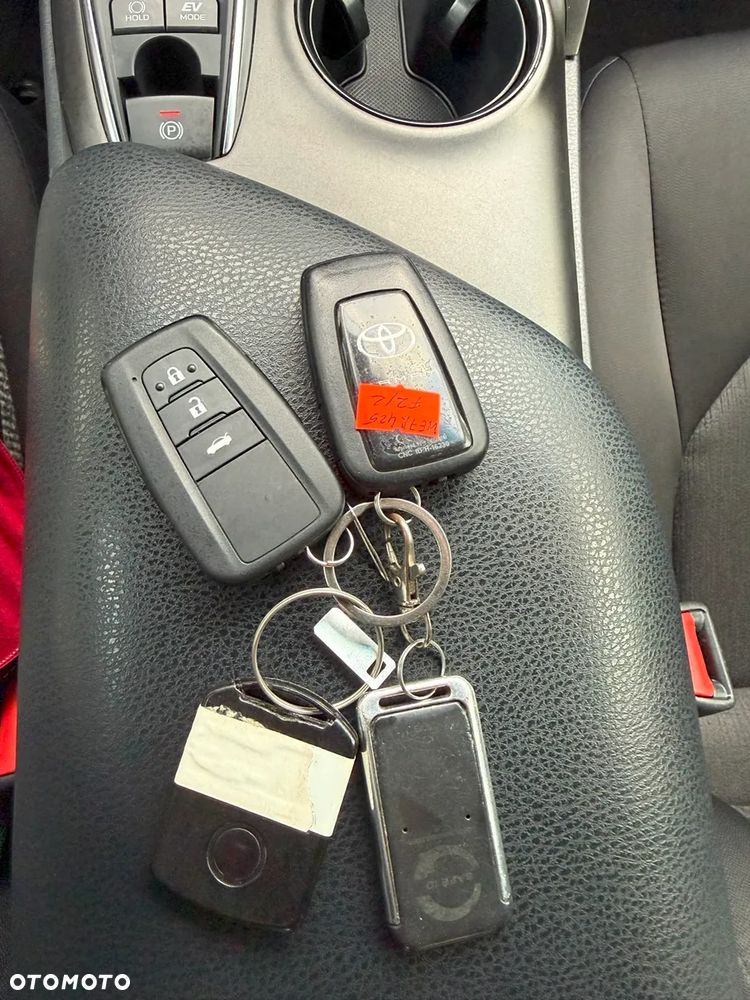 Toyota Camry 2.5 Hybrid Prestige CVT - 20