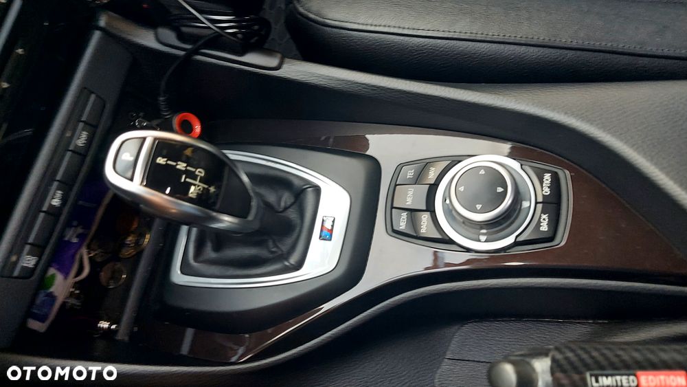 BMW X1 sDrive18d Sport Line - 10