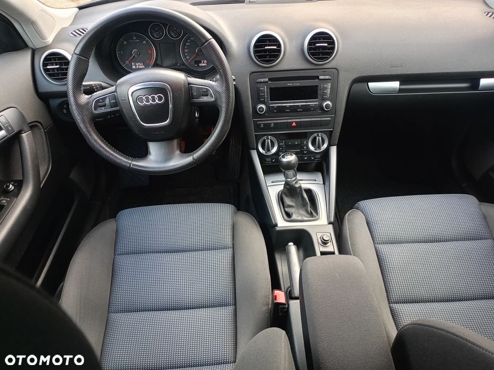 Audi A3 Sportback 2.0 TDI Attraction - 27