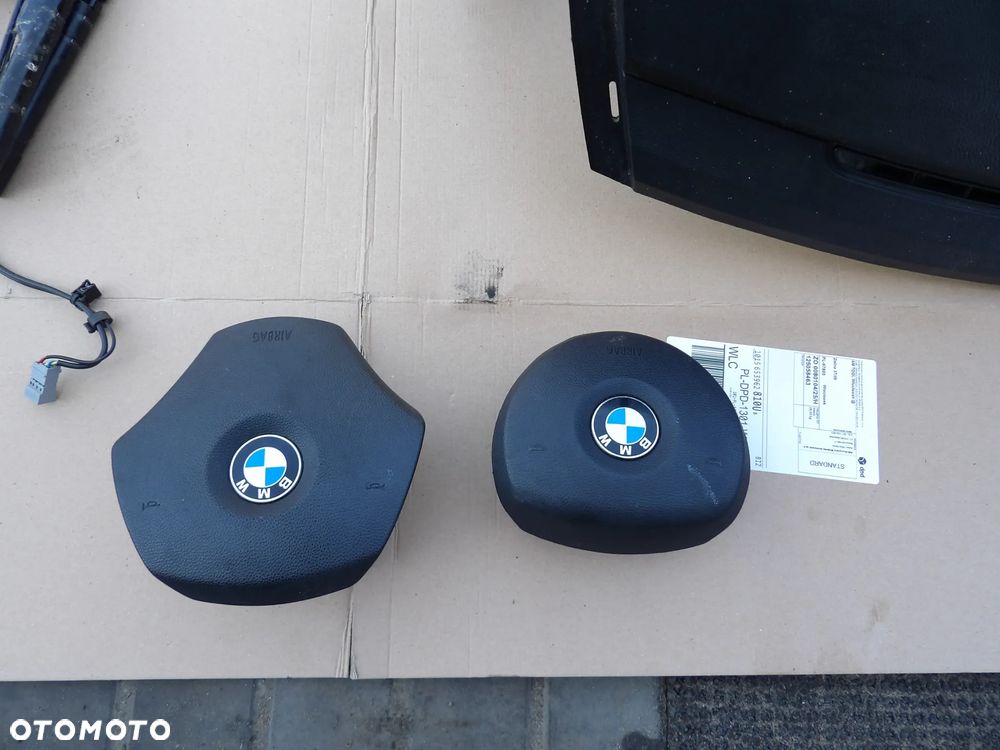 BMW - E90,E91 - DESKA ROZDZIELCZA - KOKPIT - KONSOLA - POD NAWIGACJĘ - PODUSZKA KIEROWCY I PASAŻERA - NAPINACZE - DEMONTAŻ - ORYGINAŁ - 9120325 - 3