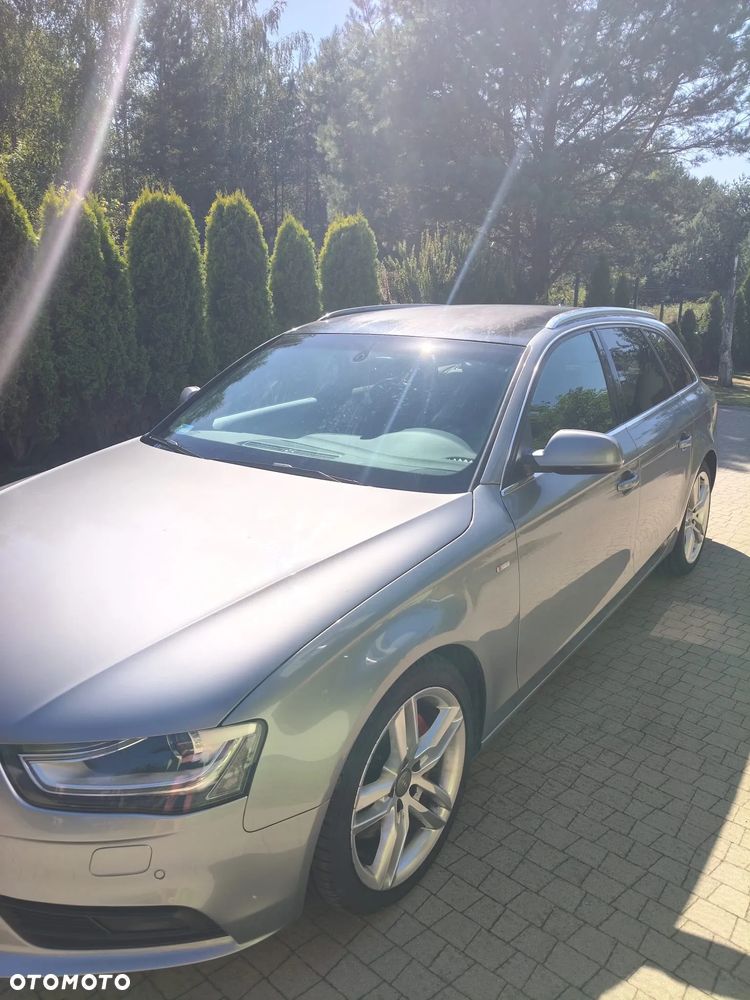 Audi A4 Avant - 11
