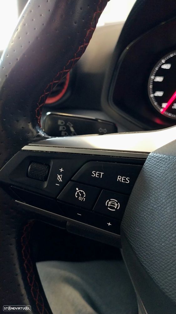 SEAT Arona 1.0 TSI FR - 26