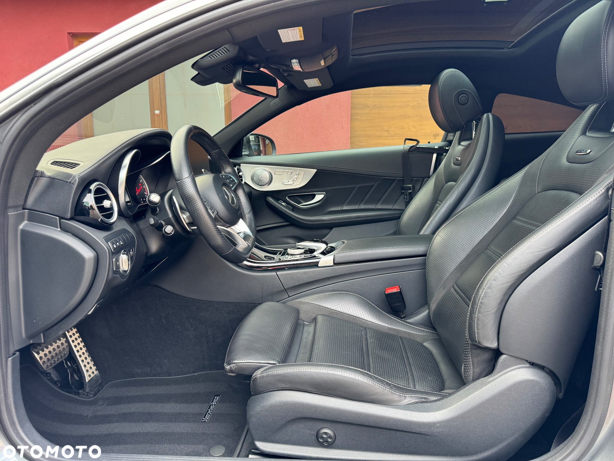 Mercedes-Benz Klasa C AMG 63 Cabrio AMG Speedshift 7G-MCT - 15