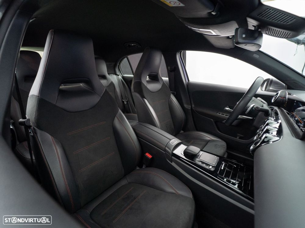 Mercedes-Benz A 180 d AMG Line Aut. - 35