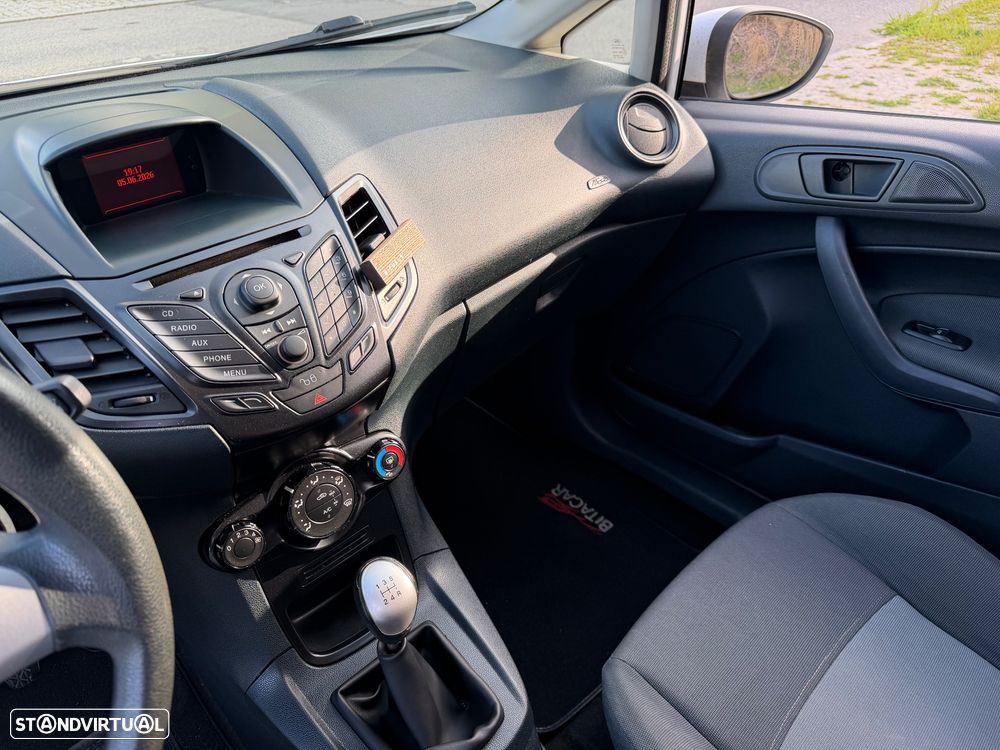 Ford Fiesta 1.4 TDCI Techno - 9