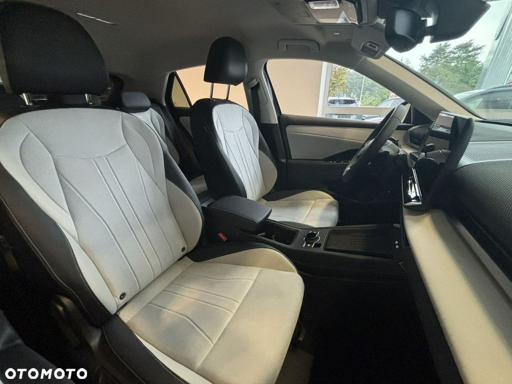 Volkswagen T-Roc 1.5 eTSI Style DSG - 21